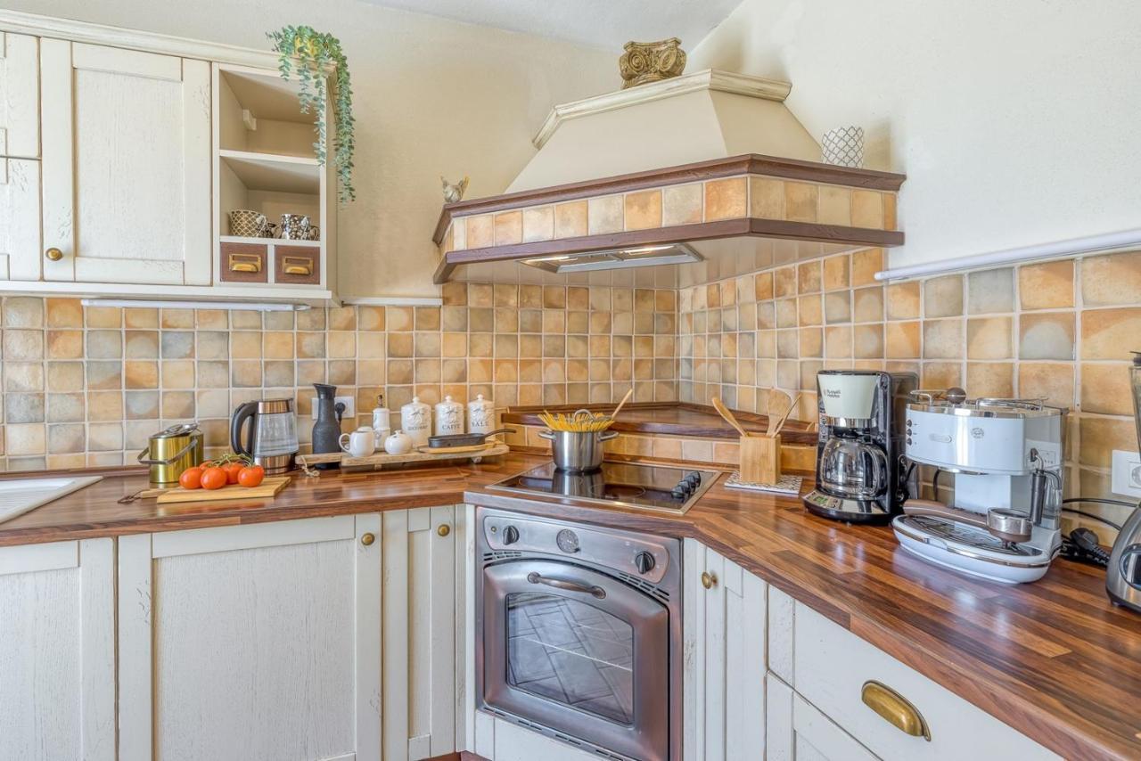Villa Santolina Baderna Екстериор снимка