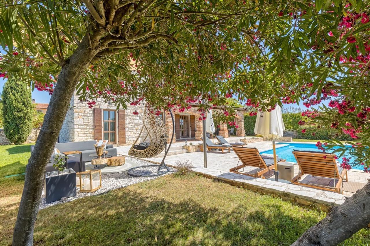 Villa Santolina Baderna Екстериор снимка