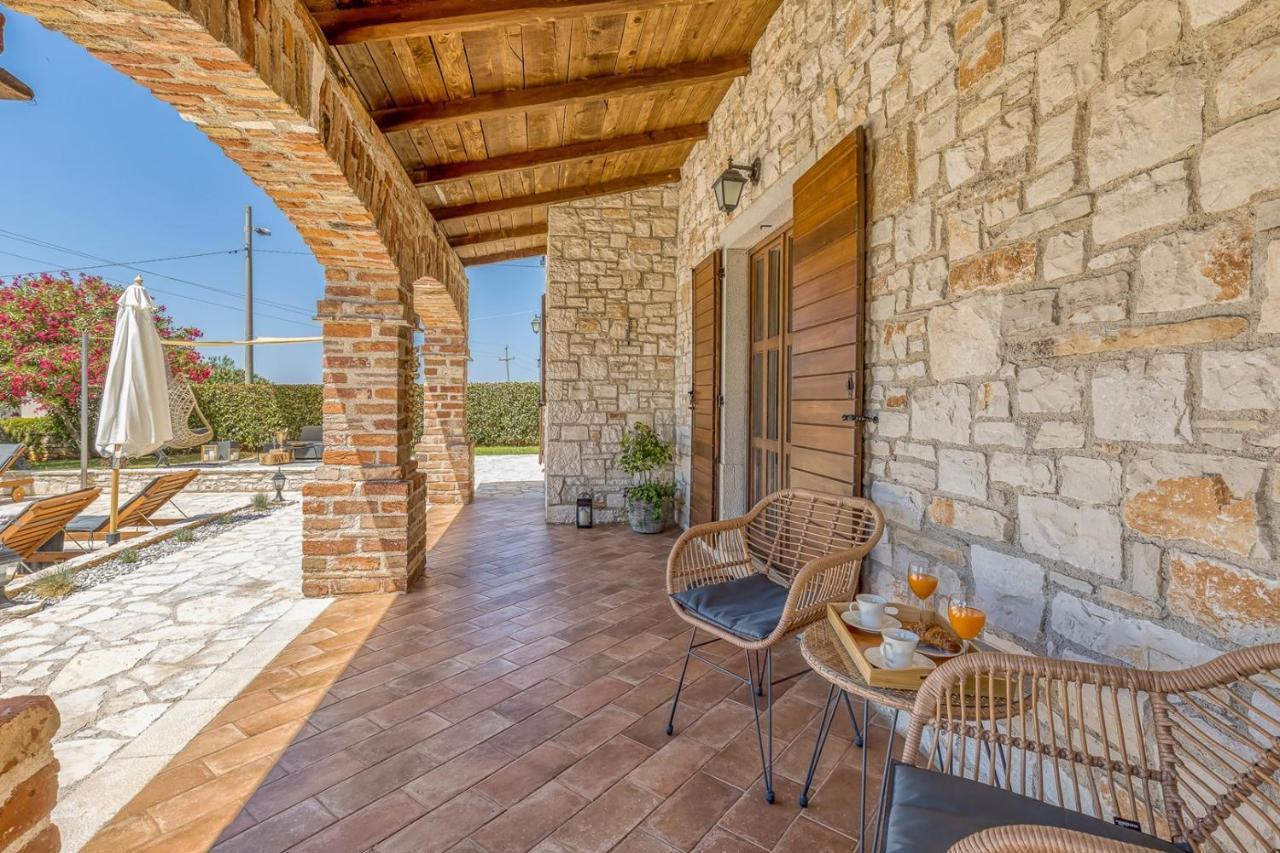 Villa Santolina Baderna Екстериор снимка
